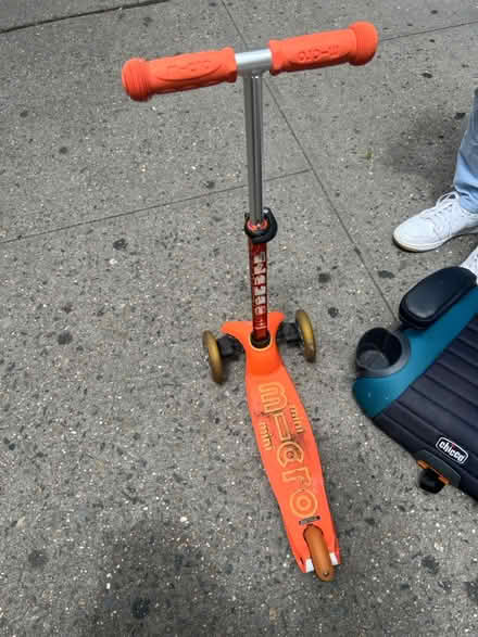 Photo of free Scooter - kids' (Union Square) #1