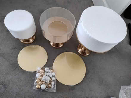 Photo of free Dummy wedding cake tiers? (Stopsley LU2) #1