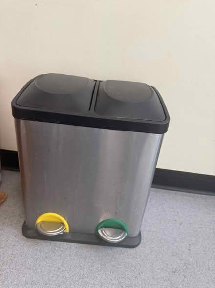 Photo of free Small pedal bin (Hammersmith) #2