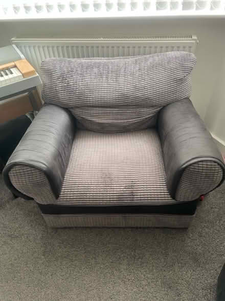 Photo of free Sofa 2+1 (HD2 Birkby) #2