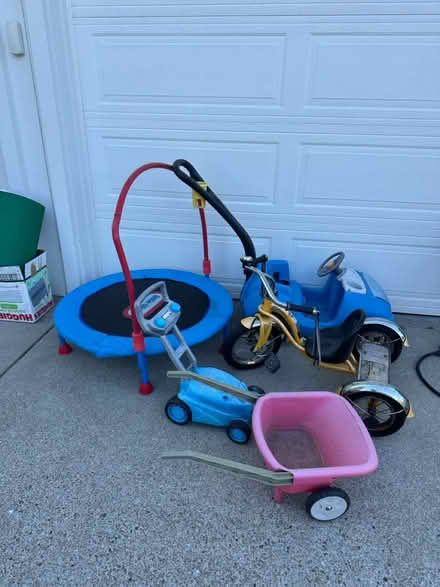 Photo of free kid stuff (Moraga, Rheem valley major) #1