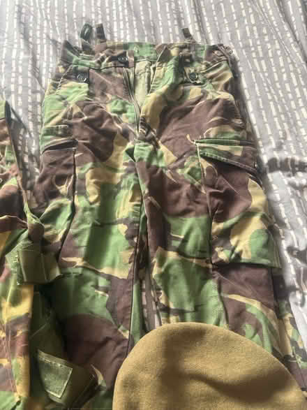 Photo of free Army clothing suit 12yr up (DE24) #2