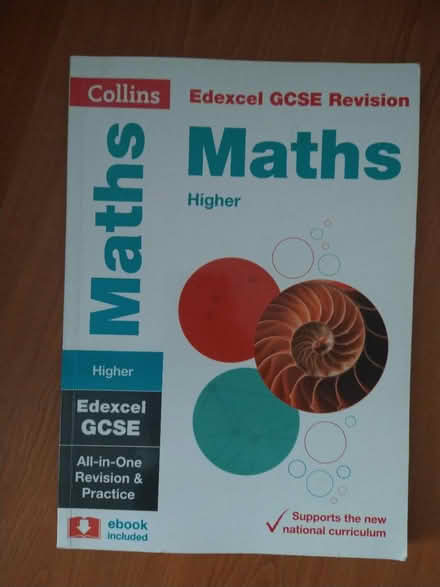 Photo of free Maths GCSE book (CR0) #1
