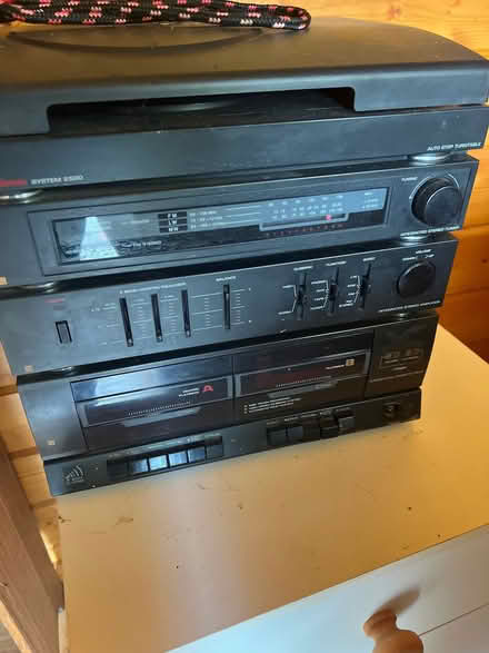 Photo of free It is a Goodman stereo set with turntable and dual cassette (Layer-de-la-Haye CO2) #2