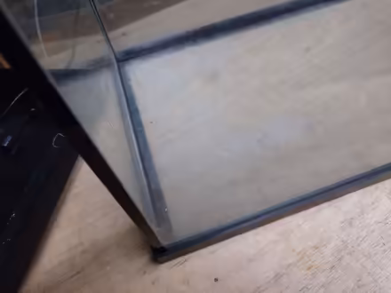 Photo of free Glass aquarium tank (Horndean PO8) #2