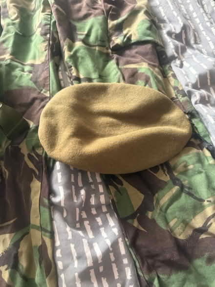 Photo of free Army clothing suit 12yr up (DE24) #3