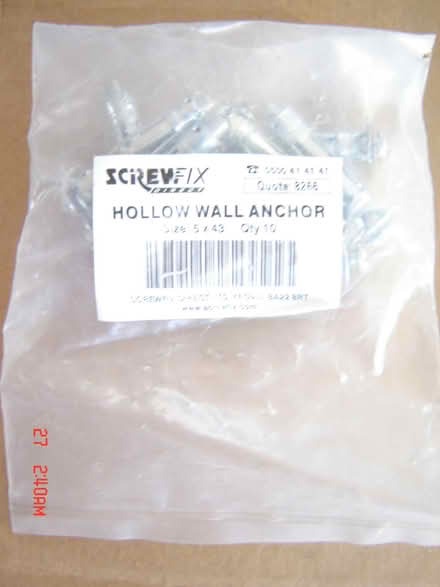 Photo of free D I Y Hollow Wall Anchor (Tunley) #1