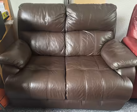 Photo of free Living Room Furniture- Give away (EN1) #3