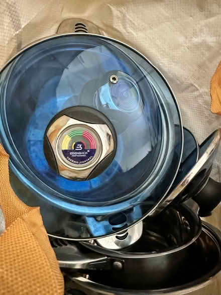 Photo of free Kettles (L30) #1