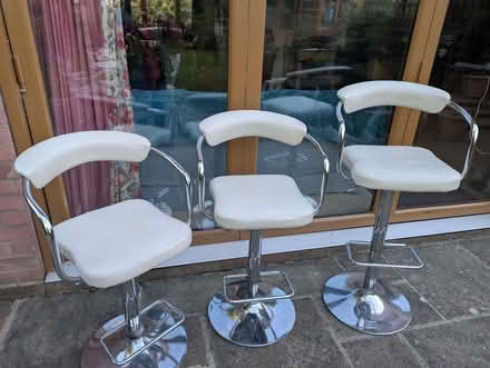 Photo of free 3 Breakfast Bar Stools (Pond Park HP5) #1