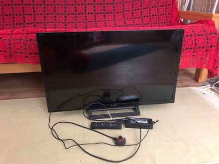 Photo of free 32” television (Olive Mount L15) #1