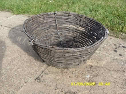 Photo of free Wicker Hanging Baskets (Bethersden Kent) #3