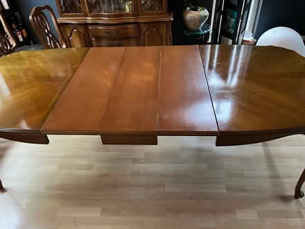 Photo of free Dining tablw with 6 chairs (carpentersville) #3
