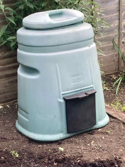 Photo of free Compost bin (Lower Wolvercote OX2) #1