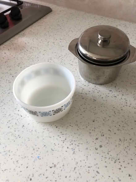 Photo of free Small dishes (Woodchurch CH49) #1