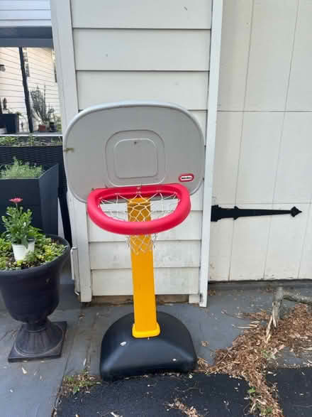 Photo of free Basketball hoop for kids (19067) #1