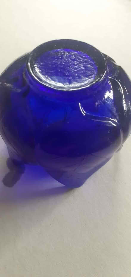 Photo of free Glass flower shaped night light holder (Maidenhead SL6) #2