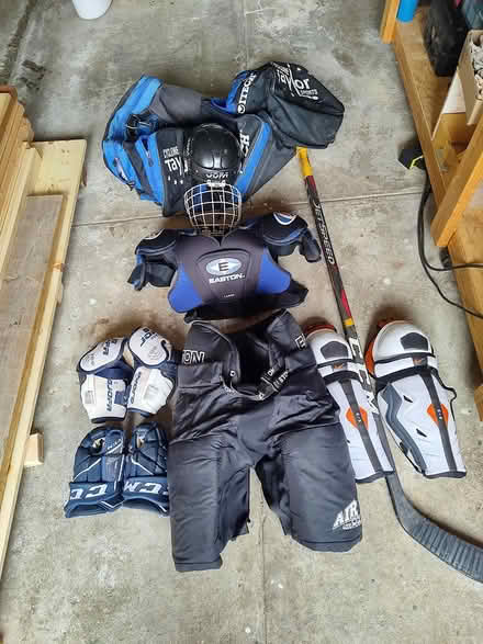 Photo of free Hockey Gear, full set (Whipple/Indust. REDWOOD CITY) #1