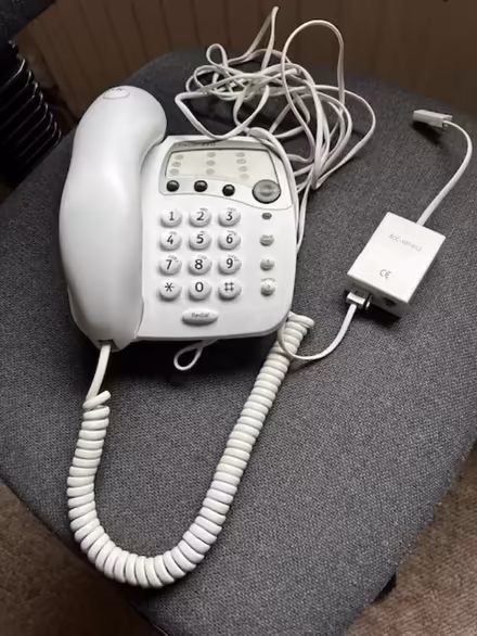 Photo of free plug in phone (Bridge of Allan FK9) #1