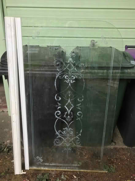 Photo of free Shower Screen for over the bath Shower (Clun SY7) #1