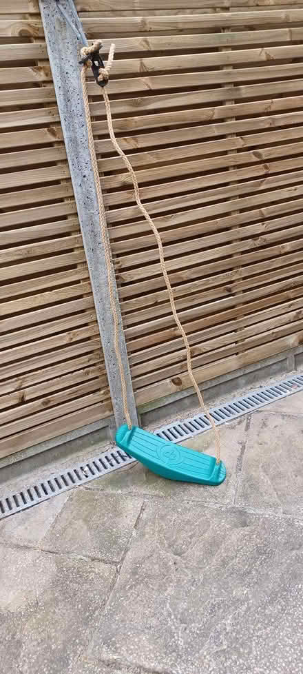 Photo of free TP swing seat (Loughborough central) #1