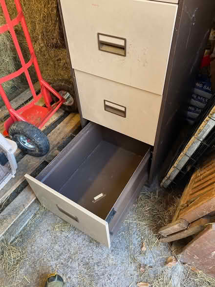 Photo of free Filing cabinet - metal, four drawer (Sedbergh LA10) #3