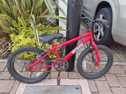 Photo of free Child's bike, broken bits (TW7 4FD) #1