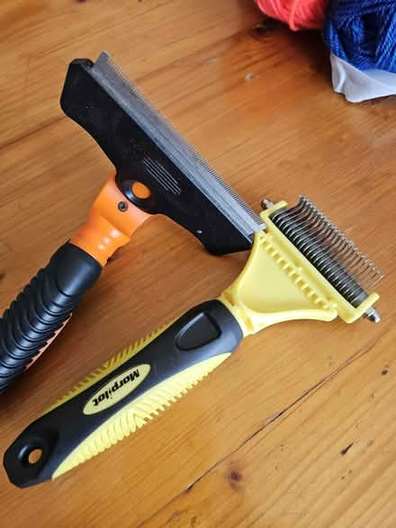 Photo of free Dog Grooming Tools (Tadley, RG26) #1