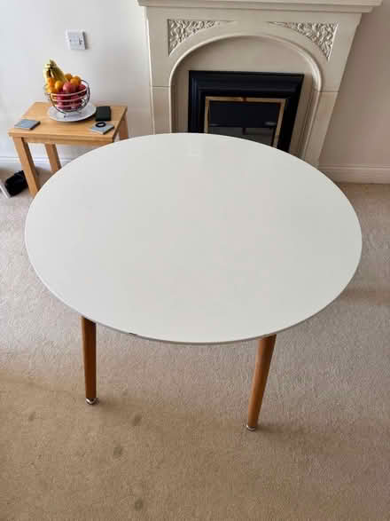 Photo of free White 100cm Diameter Dining Table (Baldock SG7) #2