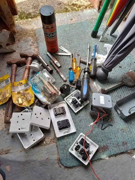 Photo of free Garage tidy up (Hayes UB4) #2