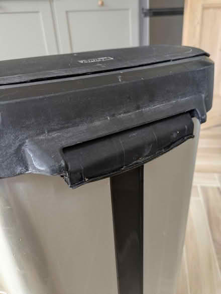 Photo of free Curved Kitchen Bin (Enfield EN2) #4