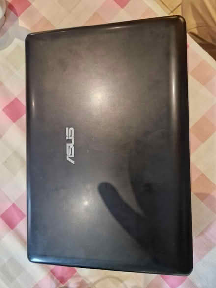 Photo of free Asus Eee PC Seashell series small laptop (Arborfield Garrison RG2) #2