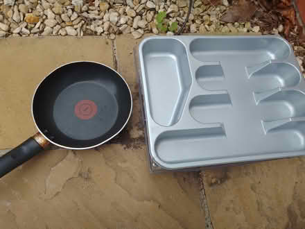 Photo of free Frying pan, cutlery sorters (Summertown OX2) #1