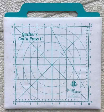 Photo of free silicone cutting mat w. padded back (Cookham SL6) #2