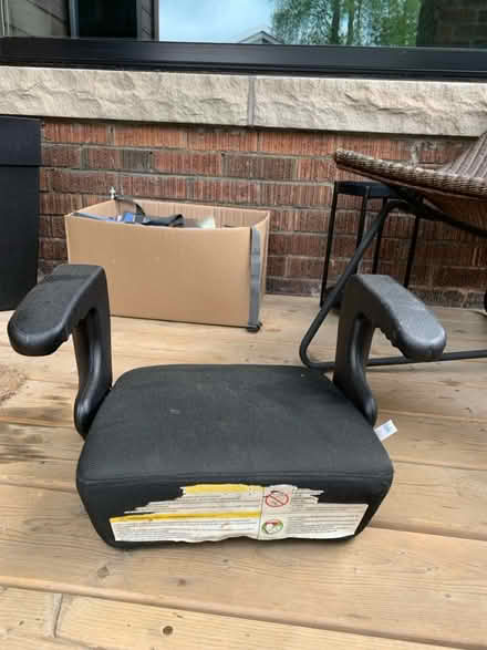 Photo of free Kids booster car seat (East End Toronto) #1