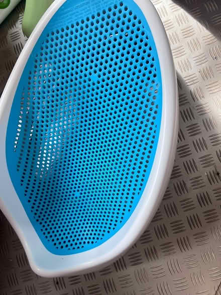 Photo of free Baby bath (N16) #1