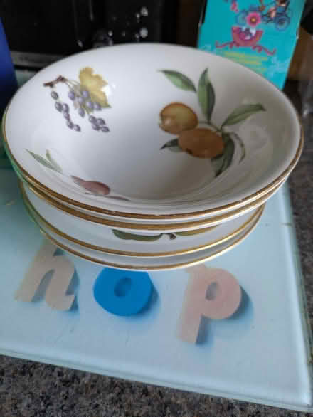 Photo of free 2 bowls and 2 side plates (Longlevens, Gloucester) #1
