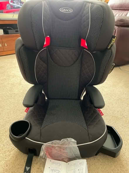 Photo of free Child’s car seat isofix (Wickwar GL12) #2