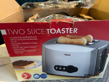 Photo of free Boxed working toaster. Never used (E17) #2