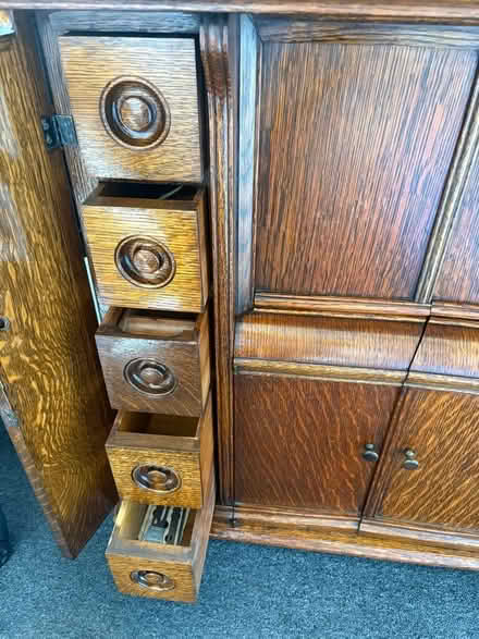 Photo of free Treadle Sewing Machine (Glenrothes KY7) #2