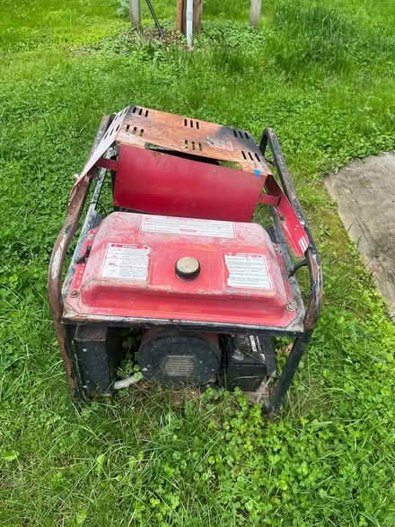 Photo of free Old generator (Beacon) #1