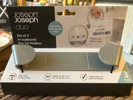 Photo of free 1 pan lid holder (Waddon) #1
