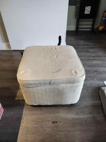 Photo of free Storage ottoman (76102) #1