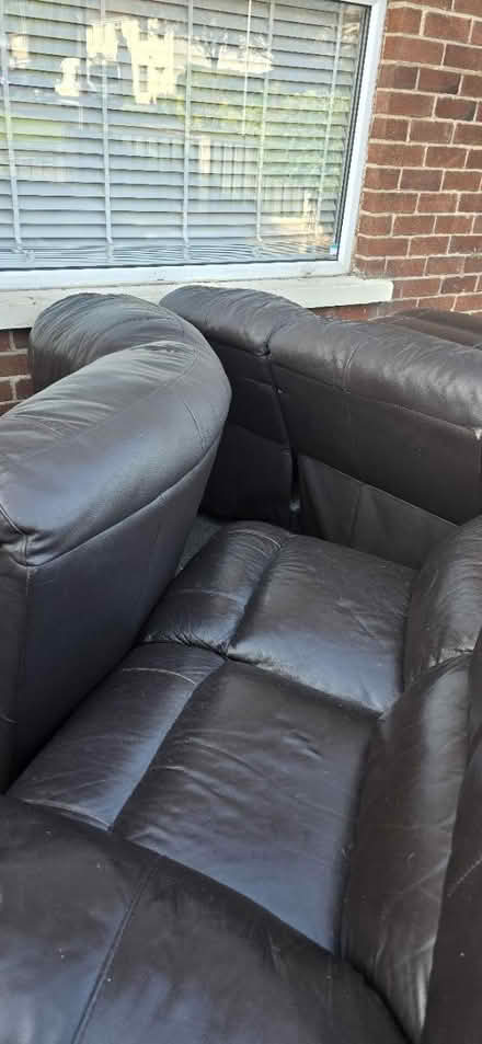 Photo of free left hand corner sofa (OL7) #1