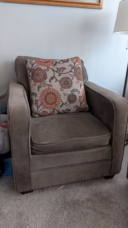 Photo of free Fabric chair and ottoman (Spring Lake Park) #1