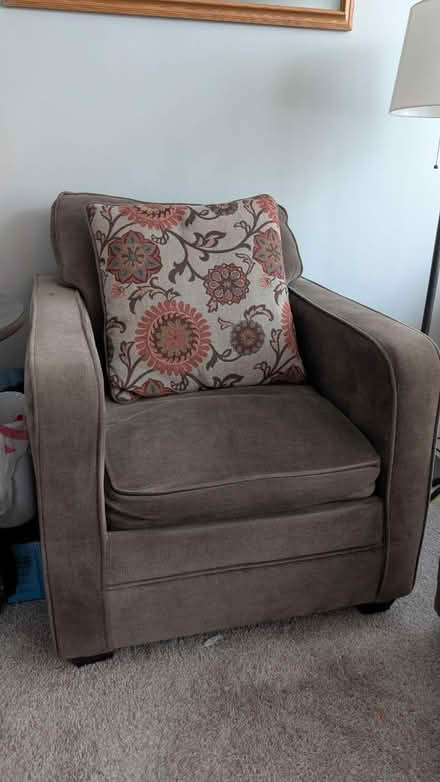 Photo of free Fabric chair and ottoman (Spring Lake Park) #1