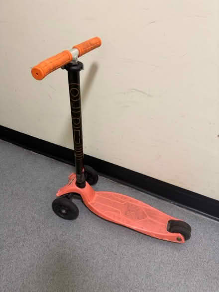 Photo of free Child scooter (Hammersmith) #2