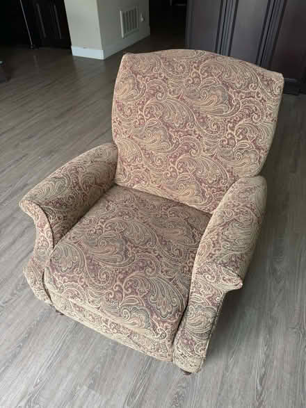 Photo of free Recliner Chair (North Fontana) #1