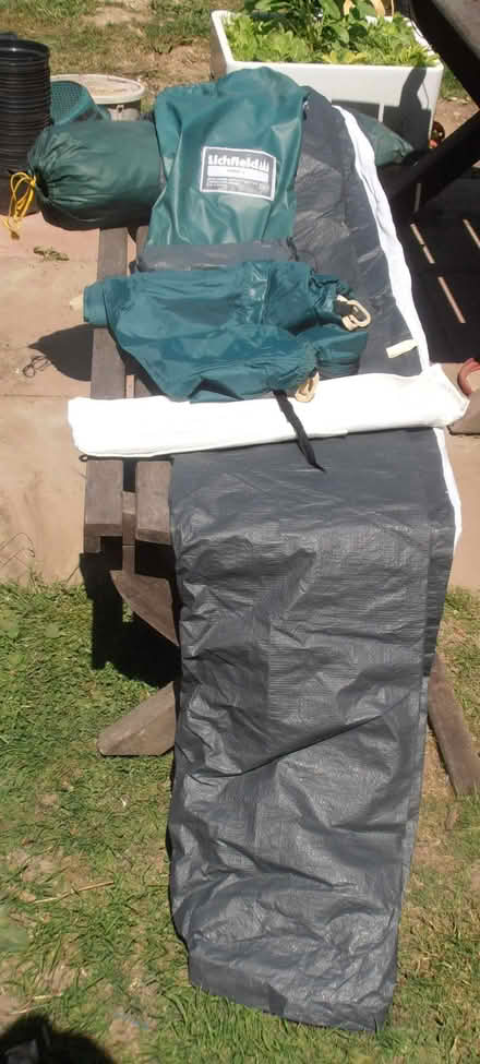 Photo of free Tent (Newnham RG27) #1