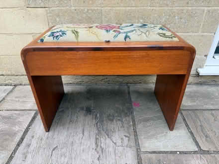Photo of free Stool for piano (Weston) #3